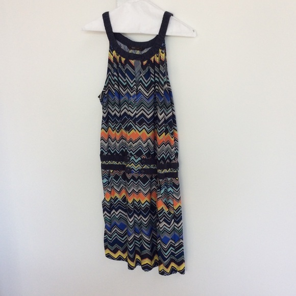 BCBG MAXAZRIA tight hip dress - Picture 3 of 7